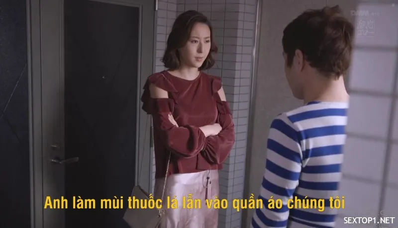 Được em y tá vú to chiều hết nấc